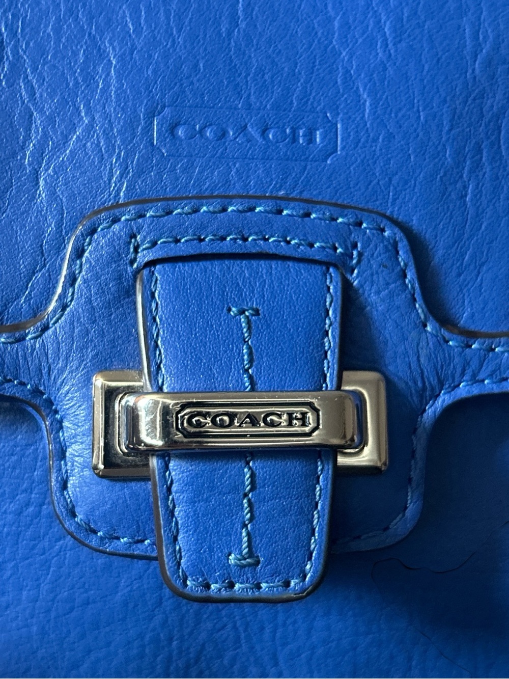 COACH Taylor Distressed Leather Wristlet/Clutch - Picture 3 of 10